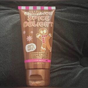 Bath & Body Works Cinnamon Spice Delight Body Cream - Brown & Pink